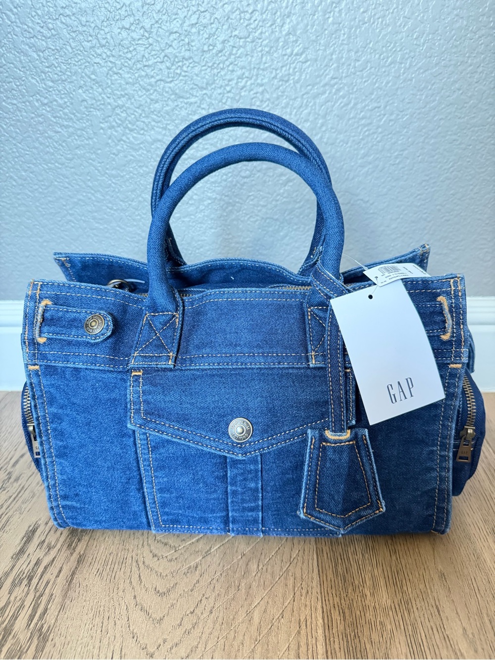 NEW Gap Denim satchel on dark wash